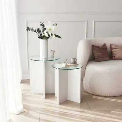 Lily Bijzettafel (2 stuks) | GEHARD GLAS | Wit – kavel bij Openbare Verkopen, Beveren-Leie