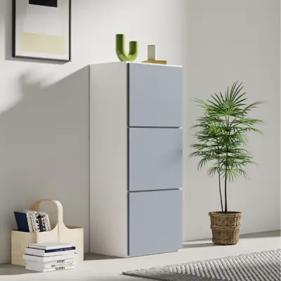 Schoenenkast Baylinn 3 draaideuren en 5 legplanken-celadon grijs/wit – kavel bij Openbare Verkopen, Beveren-Leie