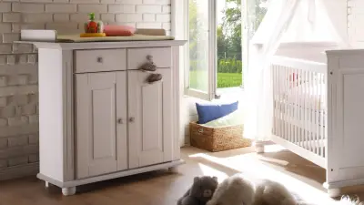 Commode Laurel met opzetstuk - wit – kavel bij Openbare Verkopen, Beveren-Leie