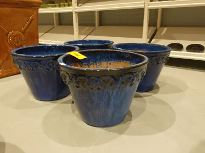 4x Vorstvrije terracotta bloempot – kavel bij Openbare Verkopen, Waregem