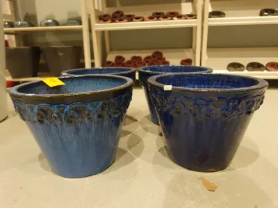 4x Vorstvrije terracotta bloempot – kavel bij Openbare Verkopen, Waregem