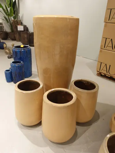 4x Vorstvrije terracotta bloempot – kavel bij Openbare Verkopen, Waregem
