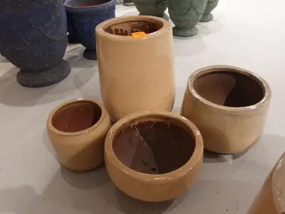 4x Vorstvrije terracotta bloempot – kavel bij Openbare Verkopen, Waregem