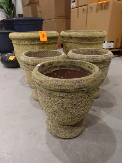5x Vorstvrije terracotta bloempot – kavel bij Openbare Verkopen, Waregem
