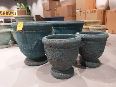 4x Vorstvrije terracotta bloempot – kavel bij Openbare Verkopen, Waregem