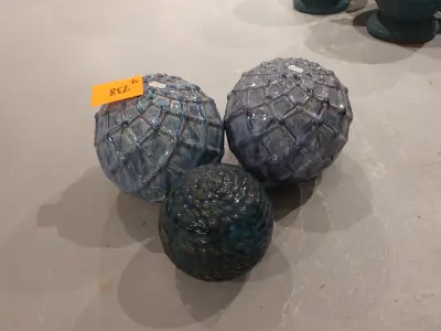 3x Terracotta decoratie ballen – kavel bij Openbare Verkopen, Waregem