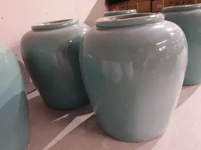 2x Terracotta bloempot – kavel bij Openbare Verkopen, Waregem