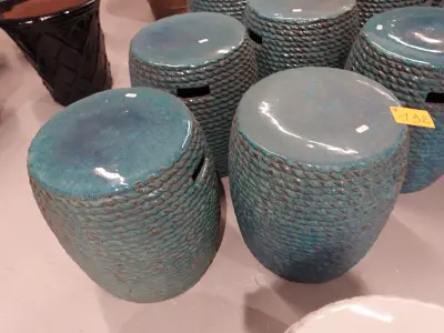 3x Terracotta poef – kavel bij Openbare Verkopen, Waregem