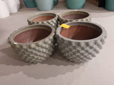 4x Vorstvrije terracotta bloempot – kavel bij Openbare Verkopen, Waregem