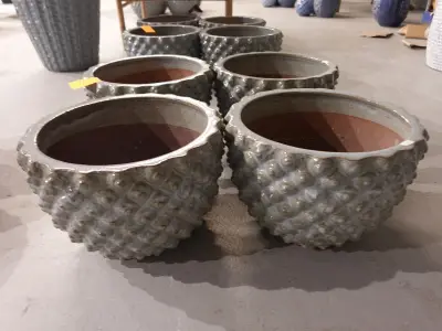 4x Vorstvrije terracotta bloempot – kavel bij Openbare Verkopen, Waregem