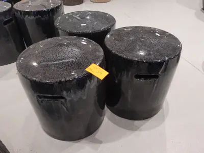 3x Terracotta poef – kavel bij Openbare Verkopen, Waregem