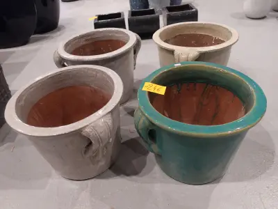 4x Vorstvrije terracotta bloempot – kavel bij Openbare Verkopen, Waregem