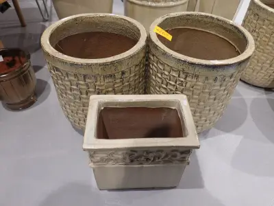 3x Vorstvrije terracotta bloempot – kavel bij Openbare Verkopen, Waregem