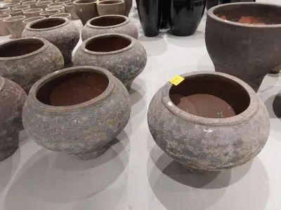 4x Vorstvrije terracotta bloempot – kavel bij Openbare Verkopen, Waregem