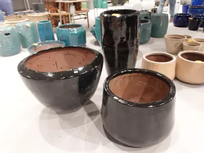 3x Vorstvrije terracotta bloempot – kavel bij Openbare Verkopen, Waregem