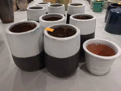 5x Vorstvrije terracotta bloempot – kavel bij Openbare Verkopen, Waregem