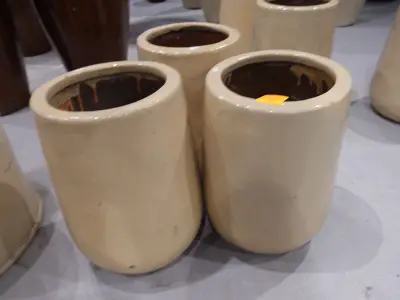 3x Vorstvrije terracotta bloempot – kavel bij Openbare Verkopen, Waregem