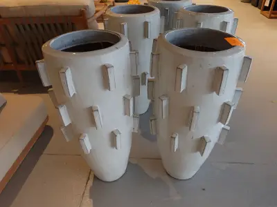 3x Vorstvrije terracotta bloempot – kavel bij Openbare Verkopen, Waregem