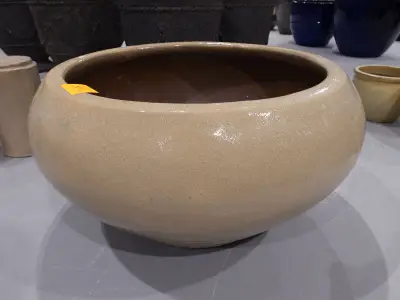 Vorstvrije terracotta bloempot – kavel bij Openbare Verkopen, Waregem