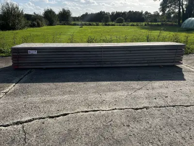 40x Plank Douglas – kavel bij Openbare Verkopen, Zele