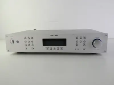 Rotel RT-12 DAB+/FM-Tuner en Netwerk-Audiostreamer (Zilver) – kavel bij De Kringwinkel, Heverlee