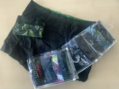 4 stuks Australian boxershorts maat S verrassingspakket – kavel bij XL Auctions