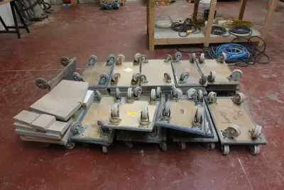 30x Platte kar – kavel bij Openbare Verkopen, Desselgem