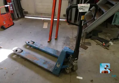 Palletwagen – kavel bij Clicpublic, Aywaille