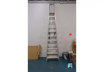 Trapladder – kavel bij Clicpublic, Aywaille