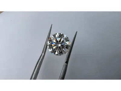 Diamant briljant 3.40 crt ( IGI gecertificeerd ) – kavel bij XL Auctions
