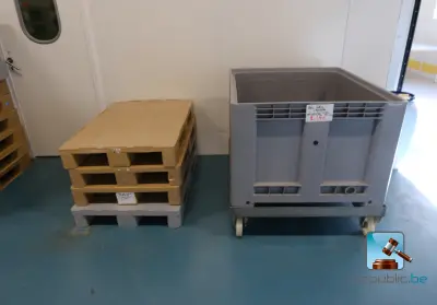 Batch van behandelingsapparatuur – kavel bij Clicpublic, Aywaille