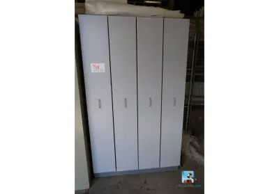 Garderobe – kavel bij Clicpublic