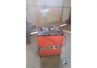 Batterijlader – kavel bij Clicpublic