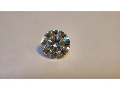 Moissanite briljant 7.00 crt ( GRA gecertificeerd ) – kavel bij XL Auctions