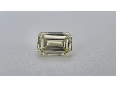 Diamant Emerald 3.57 crt ( IGI gecertificeerd ) – kavel bij XL Auctions