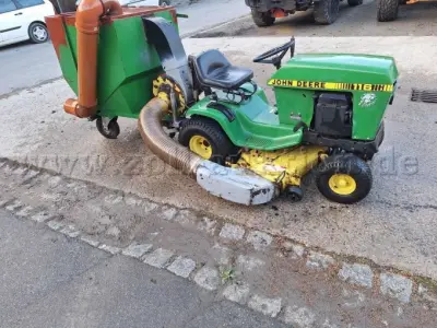 1 Rasentraktor JOHN DEERE 116 – kavel bij Zoll-Auktion, Waldthurn