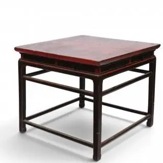 China ,op zwart fond rood laqué houten tafel, 19e eeuw – kavel bij Veilinggebouw De Zwaan, Amsterdam