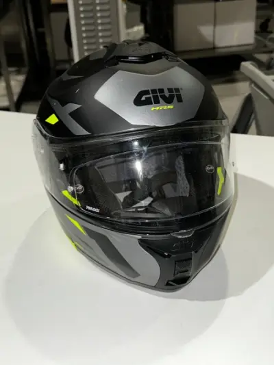 Een motorhelm - maat L – kavel bij Auctionline, Anderlecht