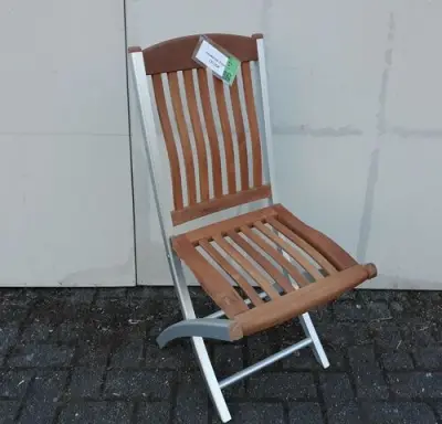 2 x Tuinstoel opklapbaar aluminium/teak – kavel bij Belga Veilingen, Oudsbergen