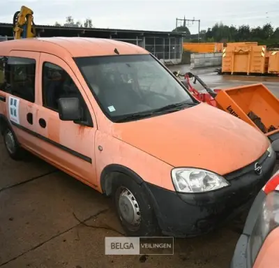 OPEL COMBO lichte vrachtwagen – kavel bij Belga Veilingen