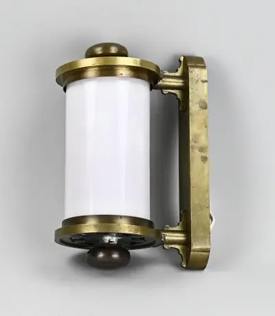 Bronzen wandlamp, 1920 – kavel bij Twents Veilinghuis