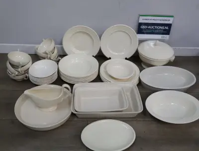 Groot Wedgwood Servies – kavel bij GSD Auctions, Zoeterwoude