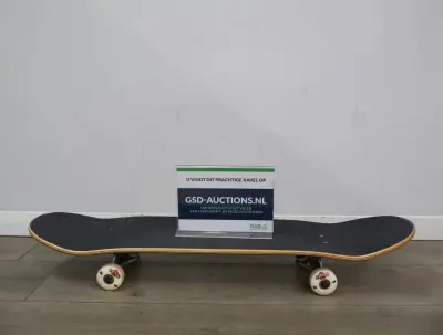 Skateboard – kavel bij GSD Auctions, Zoeterwoude