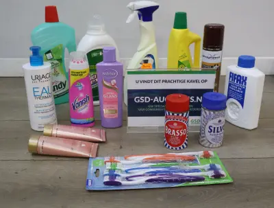 Huishoudelijke en persoonlijke verzorgingsproducten – kavel bij GSD Auctions, Zoeterwoude