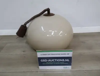 Vintage beige-bruine 'mushroom' Hanglamp - Jaren '60 – kavel bij GSD Auctions, Zoeterwoude
