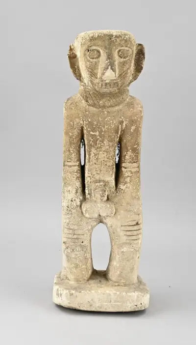 Asmat figuur (kalksteen) – kavel bij Twents Veilinghuis