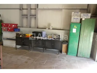 Werkmeubilair – kavel bij Auctelia, Binche