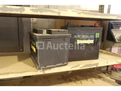 2 John Deere StrongBox-batterijen – kavel bij Auctelia, Binche