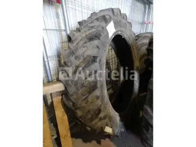Firestone tractorband – kavel bij Auctelia, Binche