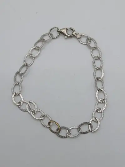 Zilveren armband met schakels en karabijnsluiting – kavel bij De Kringwinkel, Diest